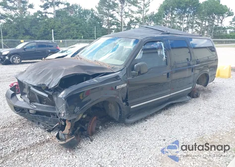 2005 Ford Excursion Limited из США, поврежденный, VIN 1FMNU42LX5ED43932